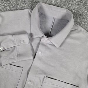 Lululemon Snap Front Shirt Mens Large Gray Long Sleeve Dual Pocket Activewear